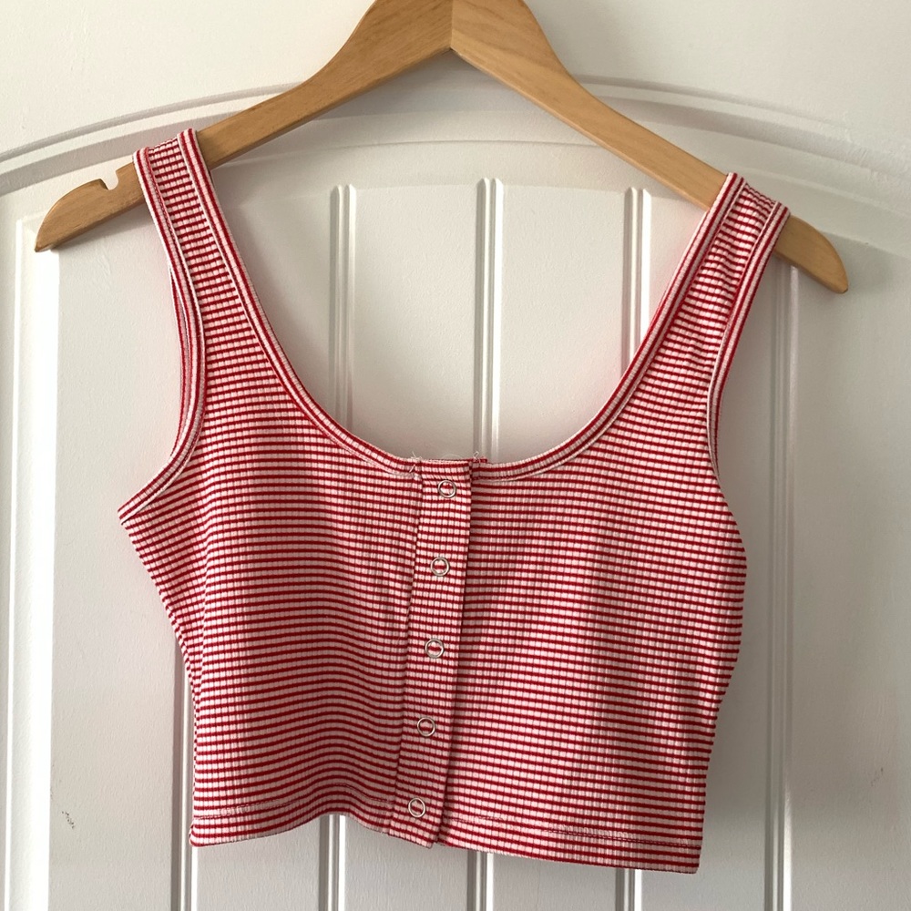 STRIPED Crop Tank ✨